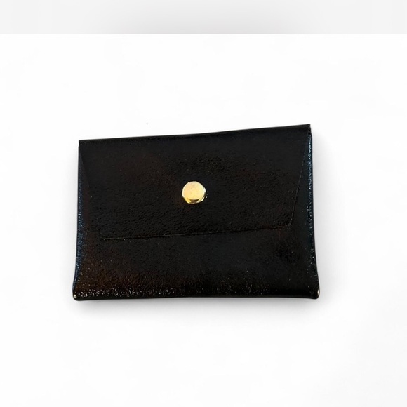 Black Textured Wristlet with Minimalist Design - Picture 3 of 4